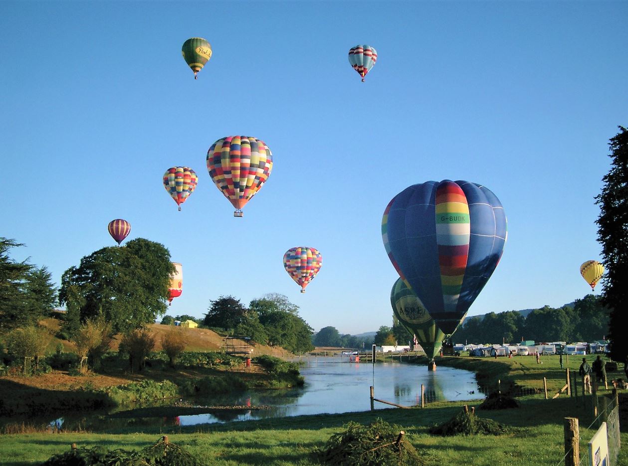 chatsworth_hot-air-balloons