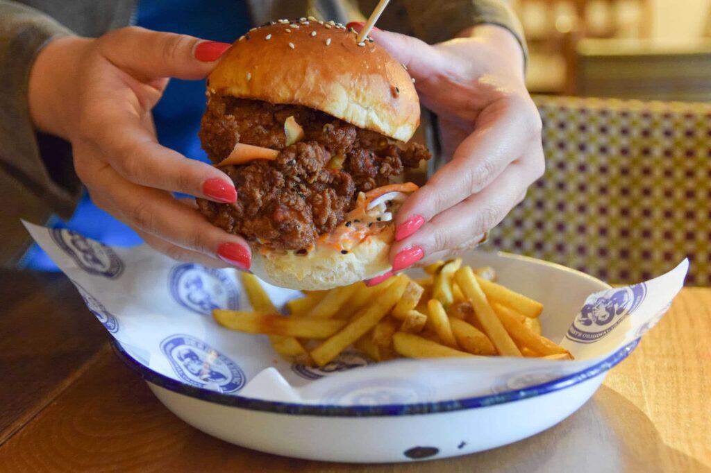 REVIEW: THE GREYHOUND, FRIAR GATE, DERBY 1 Nashville Fried Chicken Burger at The Greyhound Friar Gate Derby