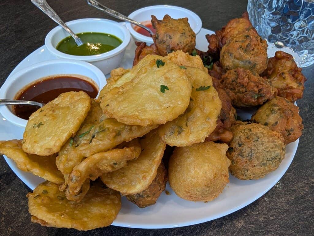 I discover Gujarati food at its finest: Dreamz Leicester restaurant review 2 Mix Platter of fried bhajia, potato fritters, wada and more at Dreamz Leicester Restaurant & Bar